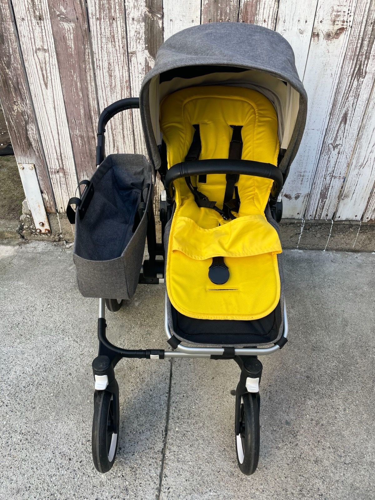 maxi-cosi maxi-taxi XT Ultra Compact Travel System with Mico Pro Infant Car Seat Fotelik Britax Romer 15-36 Size:Large 50cm x 50cm x 50cm and usually sold separately Shopping