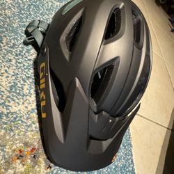 Giro MIPs Bike Helmet Medium
