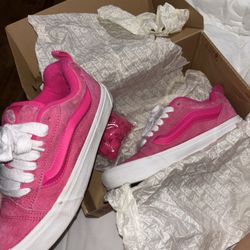 pink knu skool vans size 8women