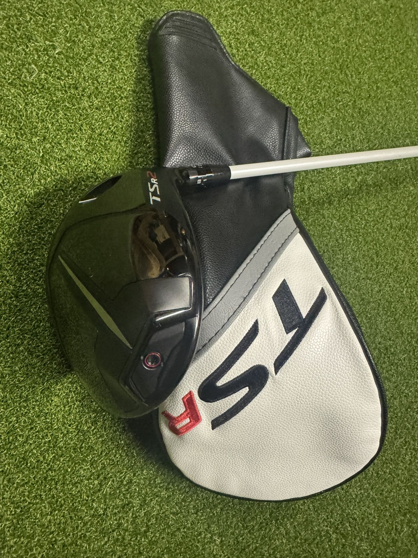 Titleist TSR2 9.0 degree driver Upgraded Shaft - golf