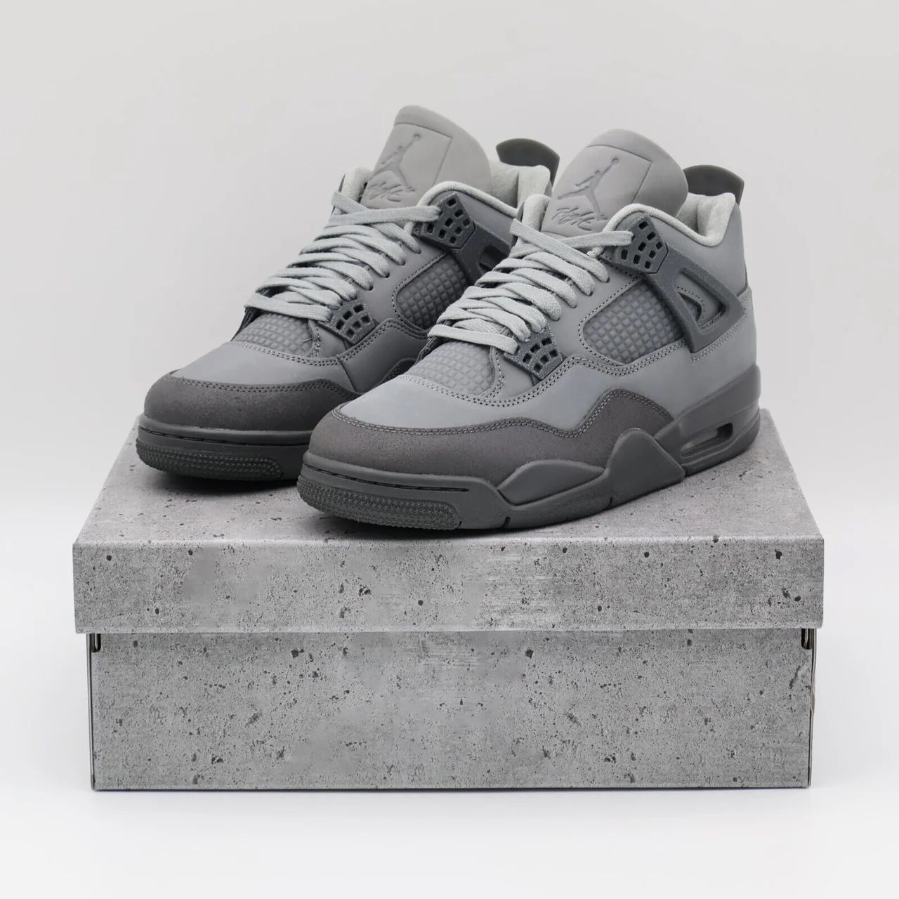  NIKE AIR JORDAN 4 RETRO SE WET CEMENT (MEN'S SIZE 10US)