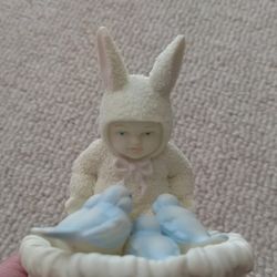 Snowbunnies figurine