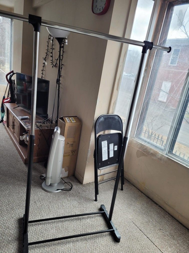 New Clothes Hanging Rack