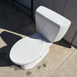 Toto Toilet