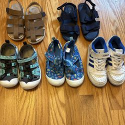 Boys Shoes / Sandals/ Keen  Size 10 And 11
