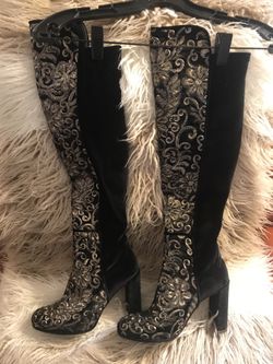 Stuart Weitzman boots