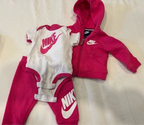 Baby girl Nike 3pc set