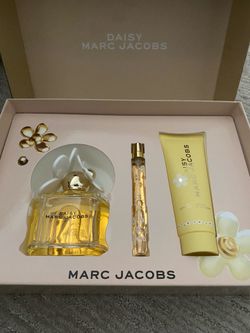 Daisy perfume gift set