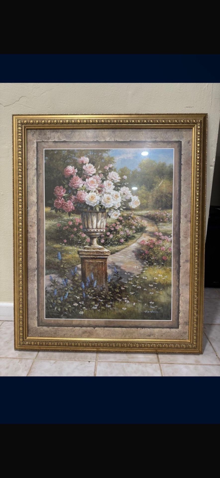 Art Frame 31 1/2 x 25 1/2 inch