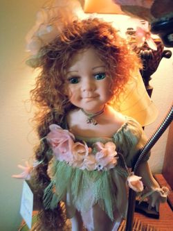 Duck house dolls top