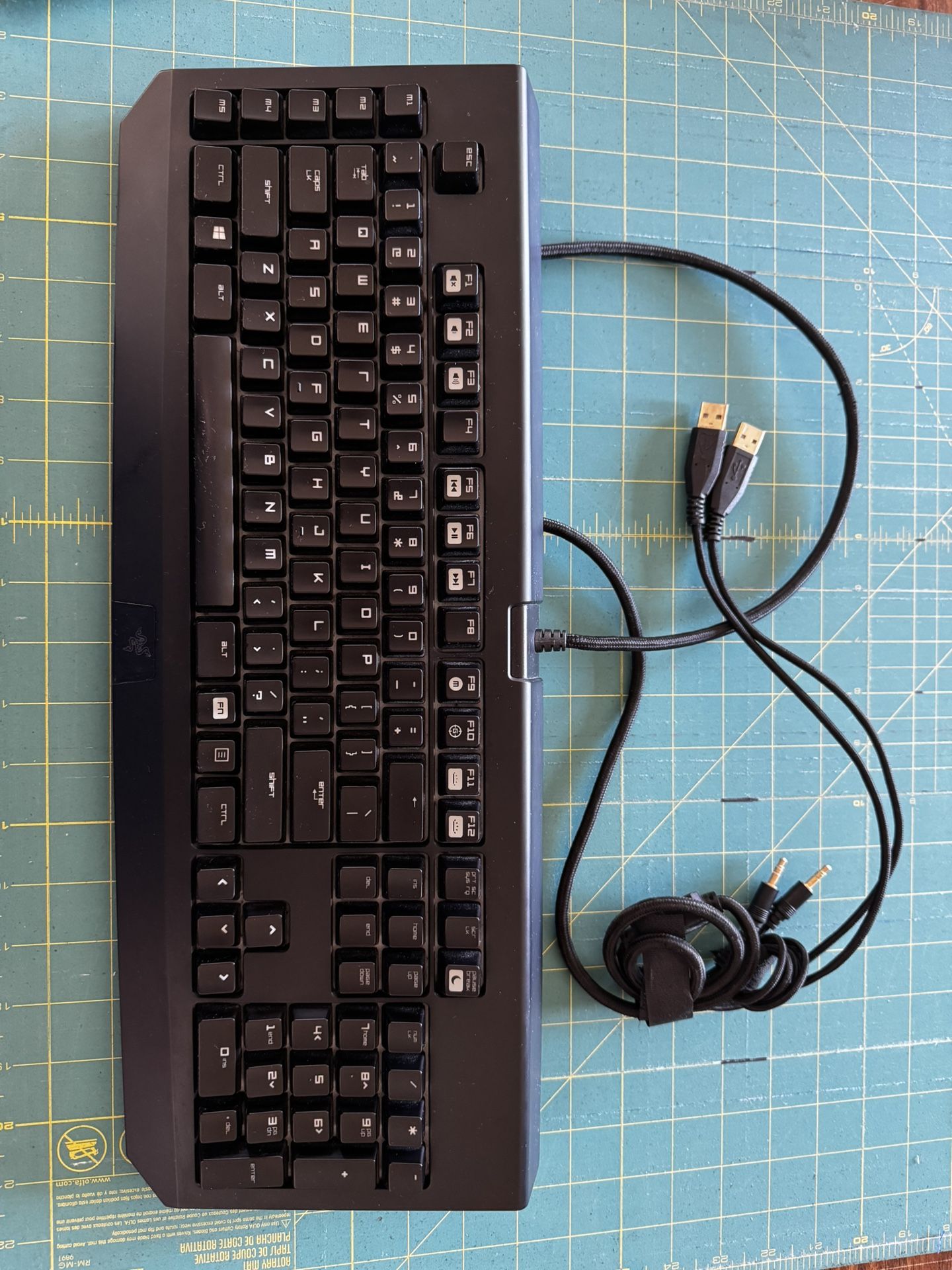 Razer Blackwidow Chroma Keyboard