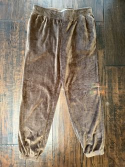 size medium baggy sweats