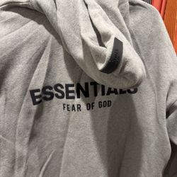 FEAR OF GOD • ESSENTIALS HOODIE • GREY • MENS SMALL 