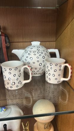 Ceramic Teapot and Mug Set