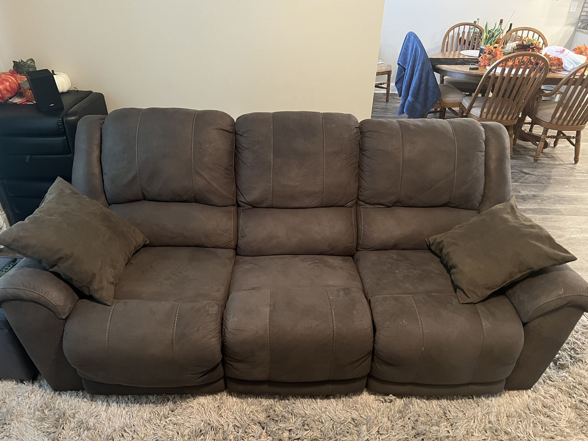 Couch With Double Sided Recliner