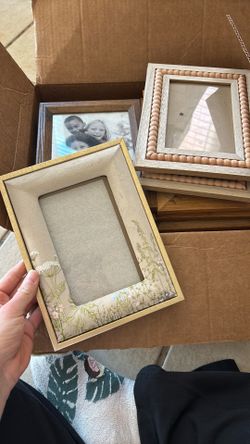 Pictures frames