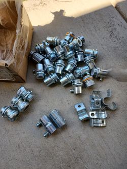 Electrical conduit connector