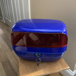 Rear Lockable Box for Bike Scooter Blue Locking Top Case