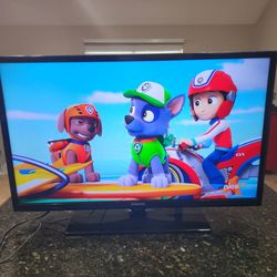 32" Samsung 1080P NonSmart Model 
UN32 EH4003VXZA Tv $30
with 4K Firestick! $30
Total $60