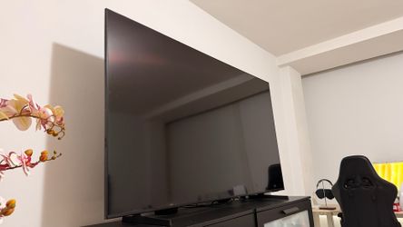 Samsung 77-inch Start TV
