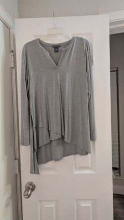 Long sleeve grey top