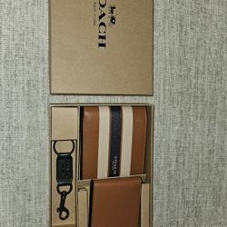 Coach 3 In 1  Wallet
