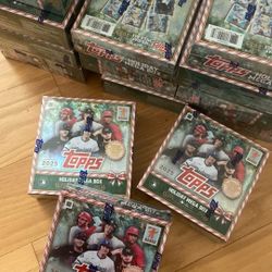 TOPPS 2025 MLB Holiday Mega Box