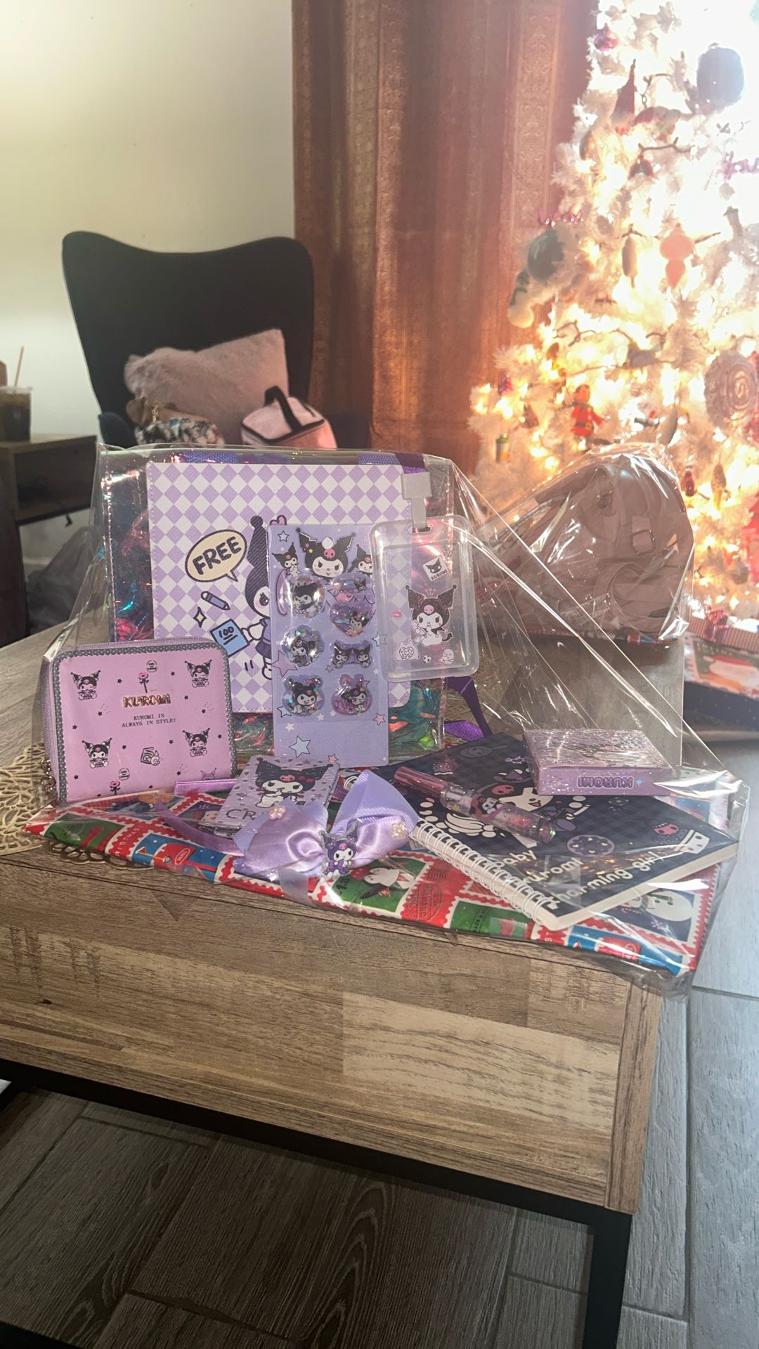 Kuromi Christmas Basket