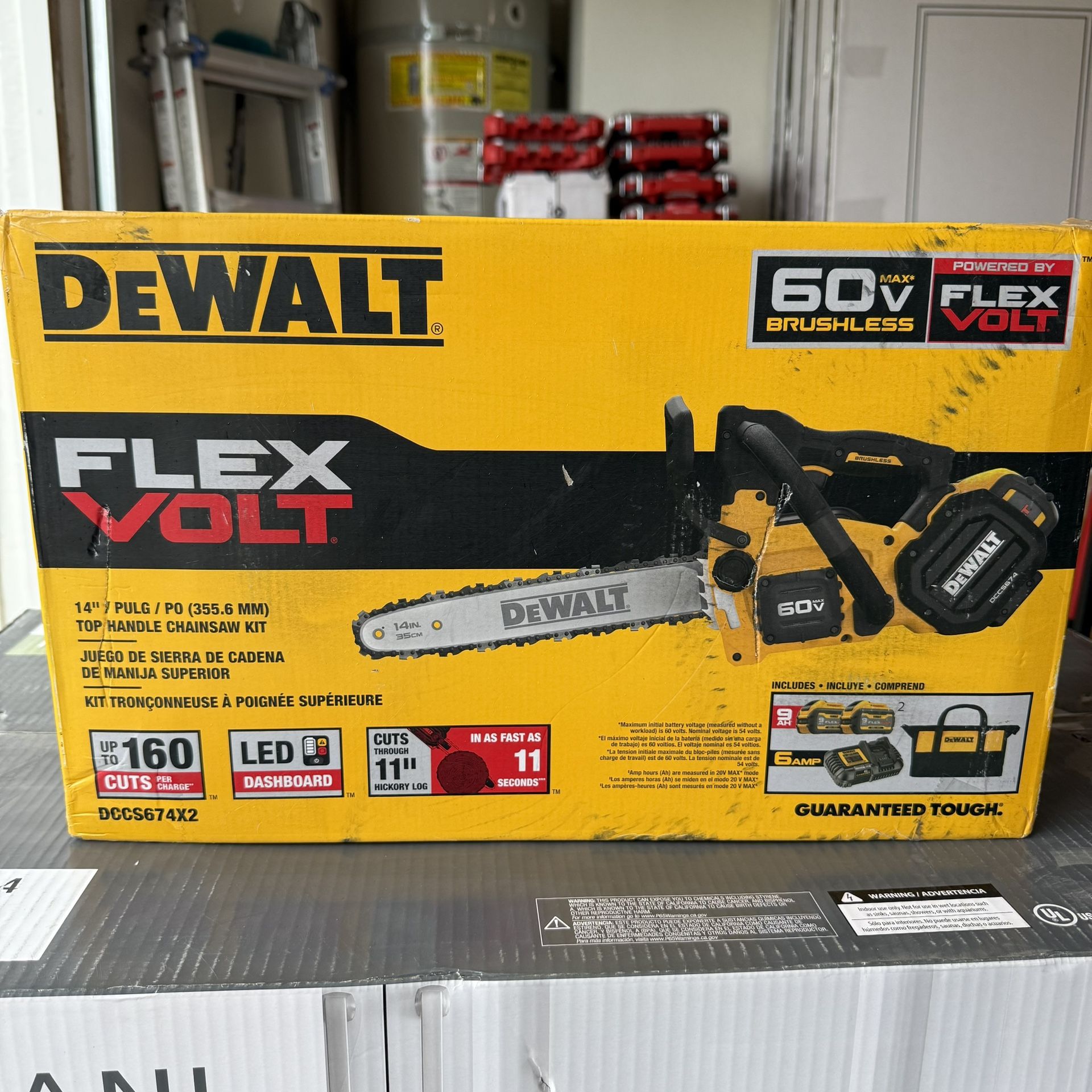 DEWALT FLEXVOLT 60V MAX 14 in. Cordless Battery Powered Top Handle Chainsaw Kit with (2) FLEXVOLT 9 Ah Batteries & Charger