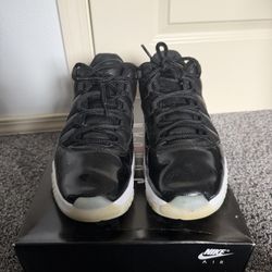 Nike Air Jordan 11 Retro Low 72-10 Men's Sneakers Size 12 Black/White AV2187-001
