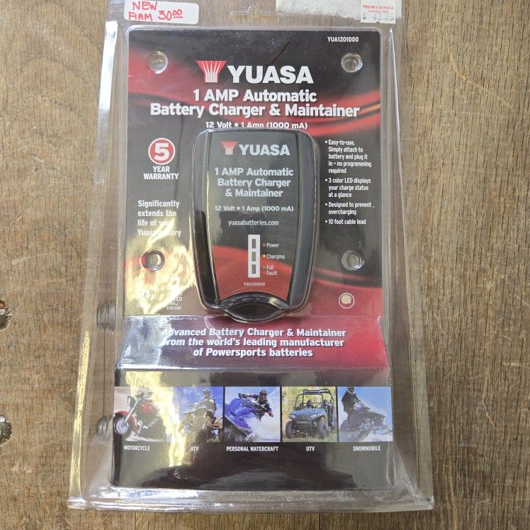 Yuasa 1 amp Automatic Battery Charger & Msintainer