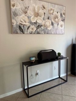 Black entry way table