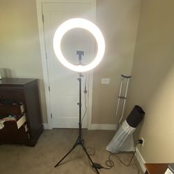 NEEWER Ring Light