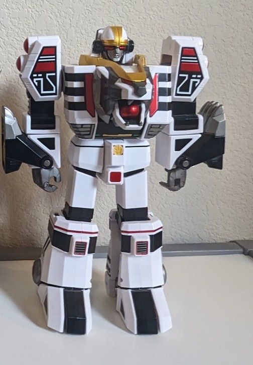 Legacy White Tigerzord
