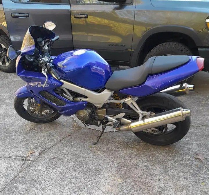 2003 Honda Superhawk