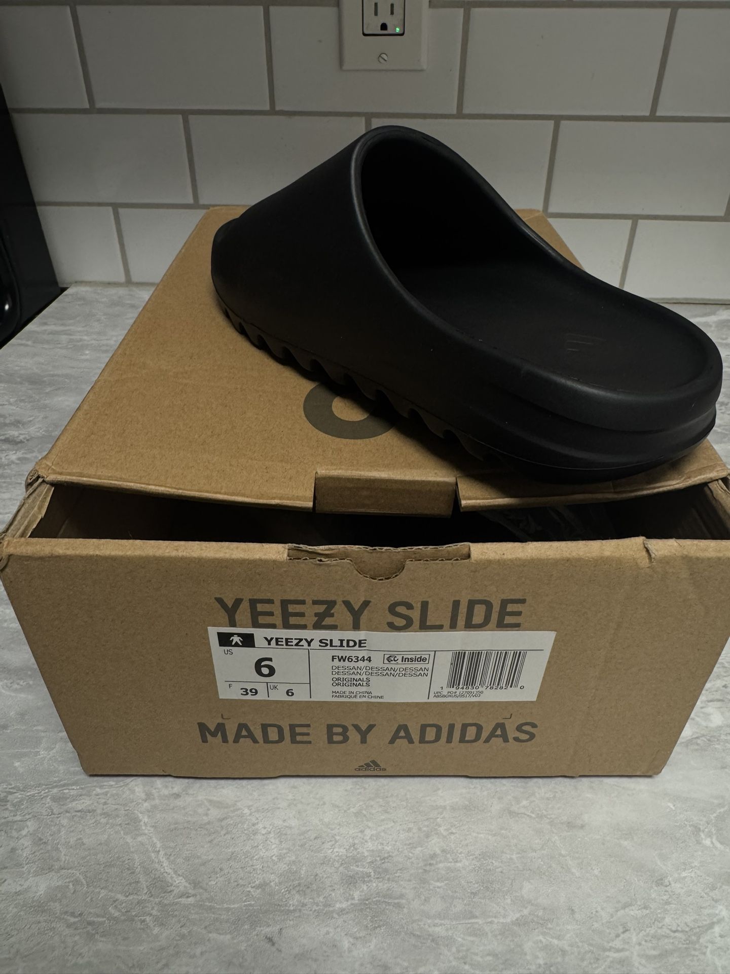 Yeezy Slide