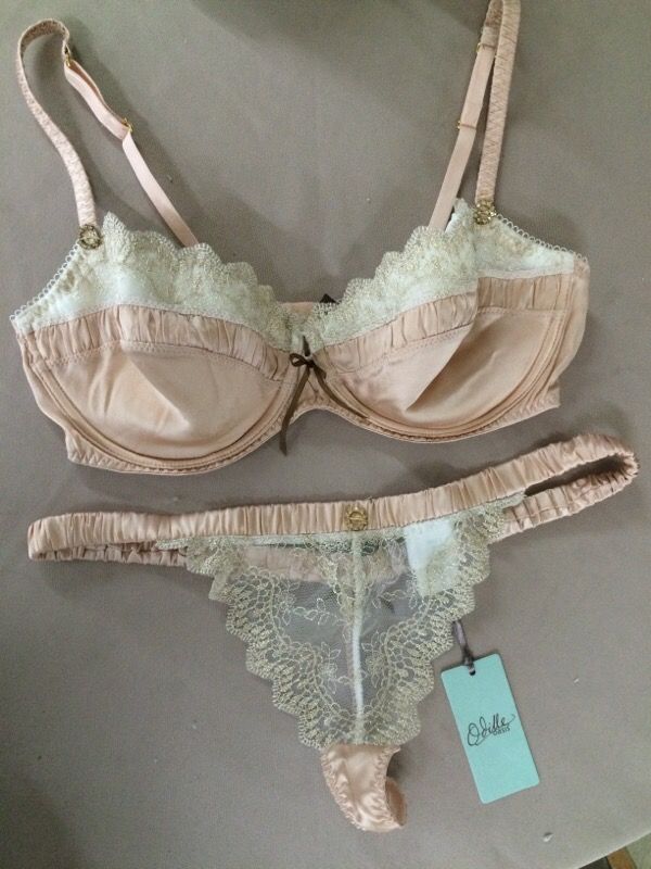 NEW Odille Oasis european lingerie set from Victoria's Secret 36D/L