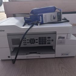 BROTHER PRINTER MFC-J805DW plus over $70 of ink