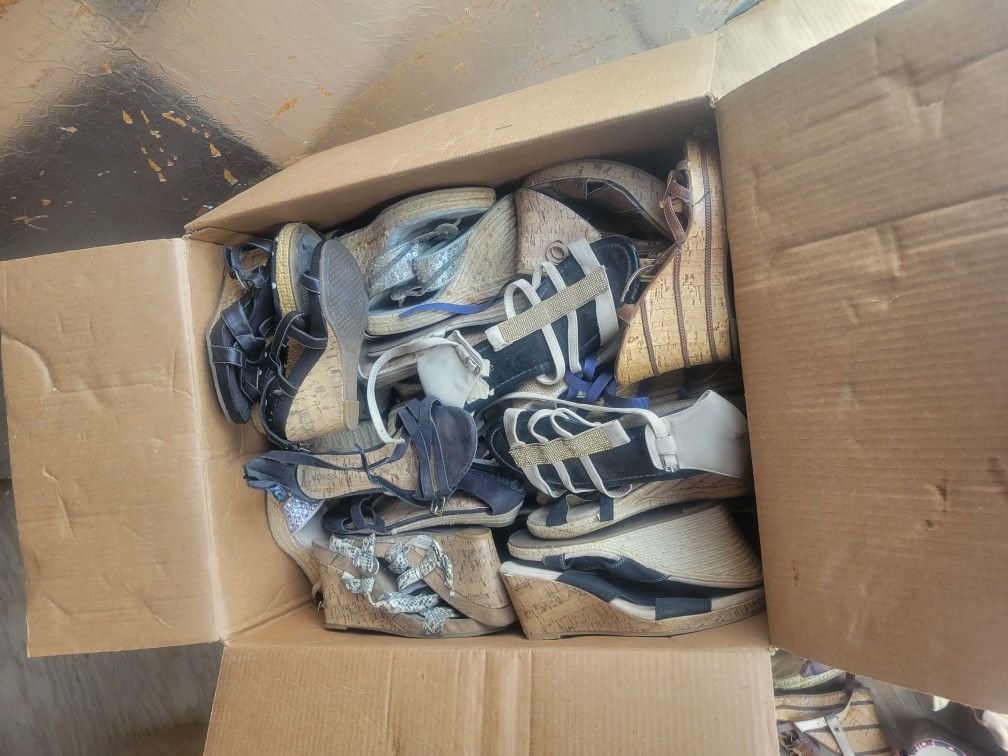 Cajas de huarac he cada caja tray 100 pares el precio por caja