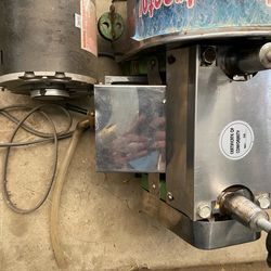 Sugarcane juicer