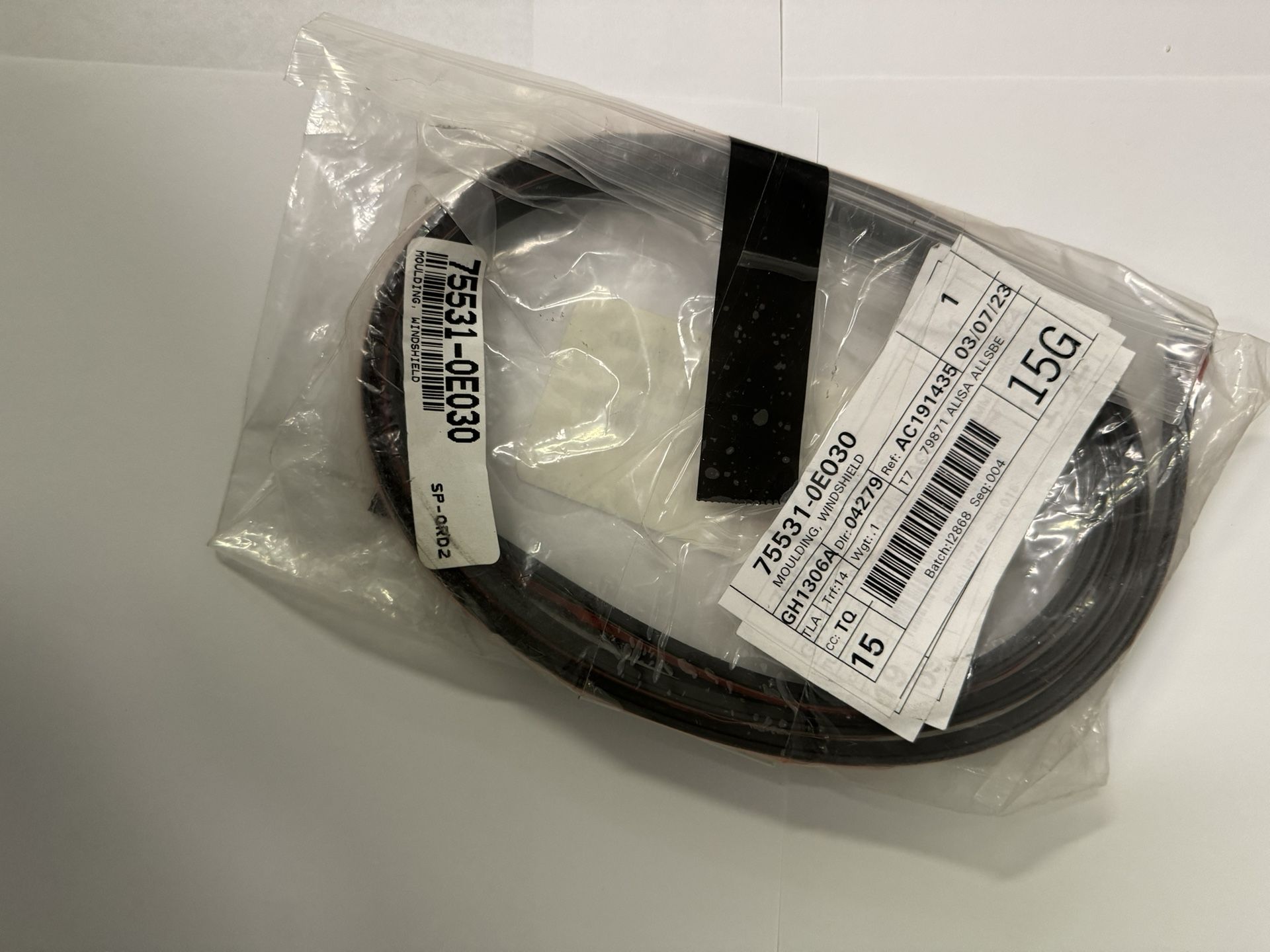 Toyota Windshield Molding Upper 