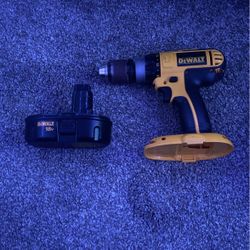 DeWALT Drill w/ 18v Battery