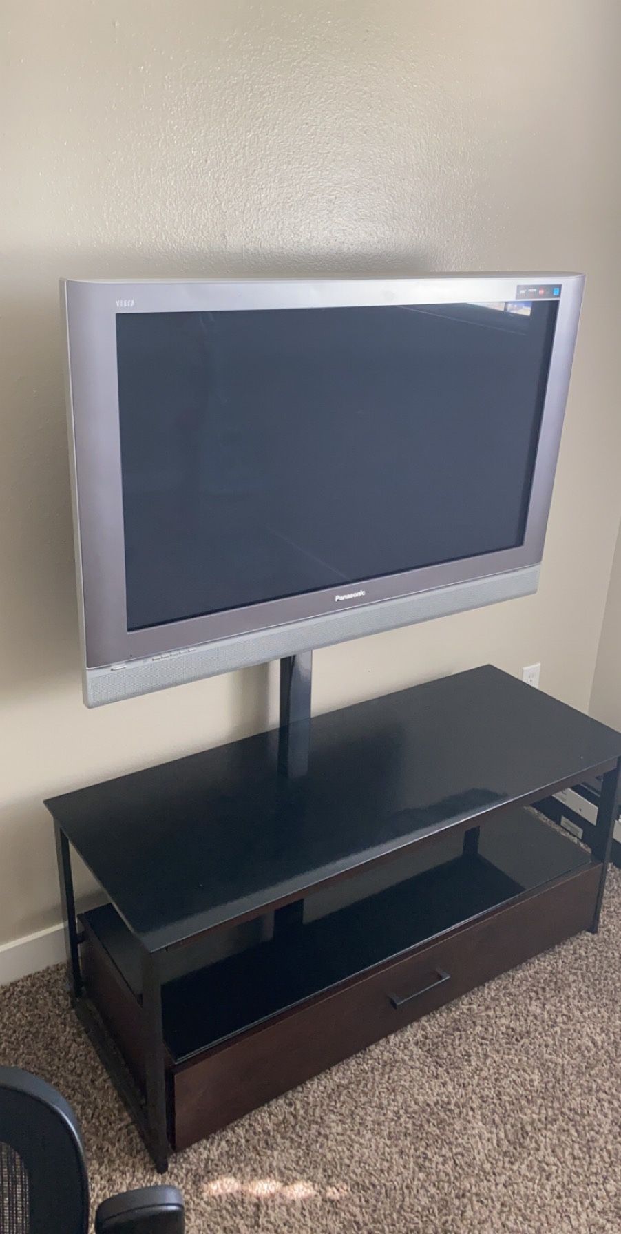 TV & TV Stand For Sale