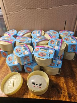 Color changing mini dumplings squishy