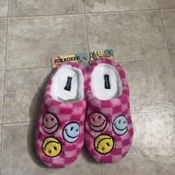Joe Boxer Smily Face Slippers !!!! 