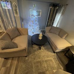 Loveseat and Chaise Lounge Set