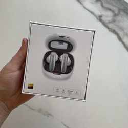 Earbuds Headphones - New In Box