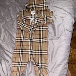 Authentic Burberry  Jumpsuit with beanie 