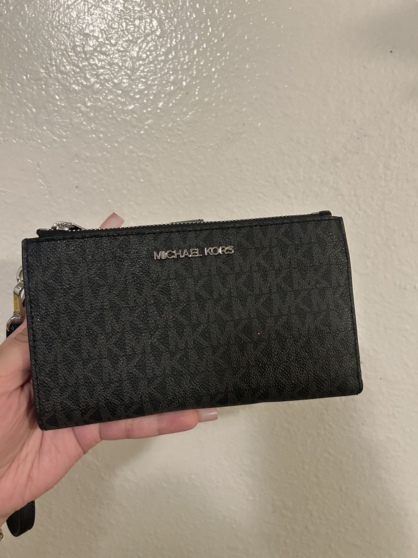 Michael Kors Hand Wallet