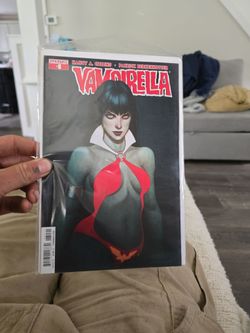 Comic vampirella #8 volume 2